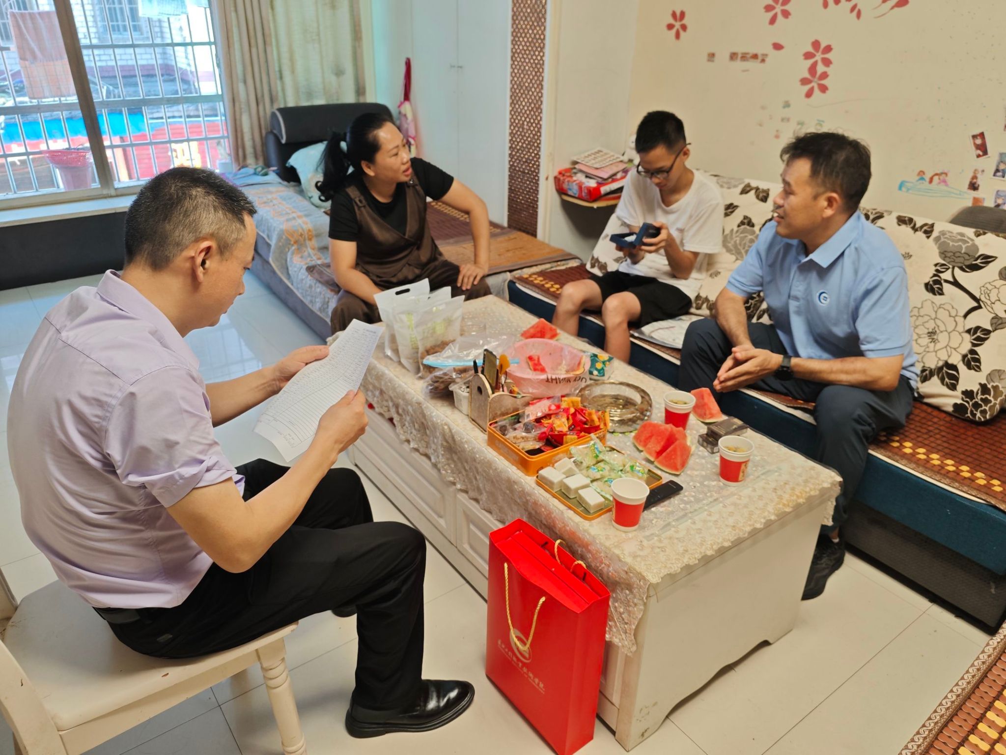 家访情深 共促成长--水利水电学院辅导员暑期家访筑牢育人根基
